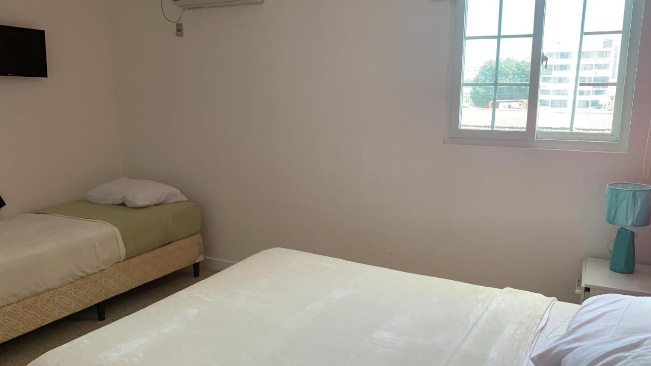 Hostal Familiar Carmencita 파나마시티 외부 사진