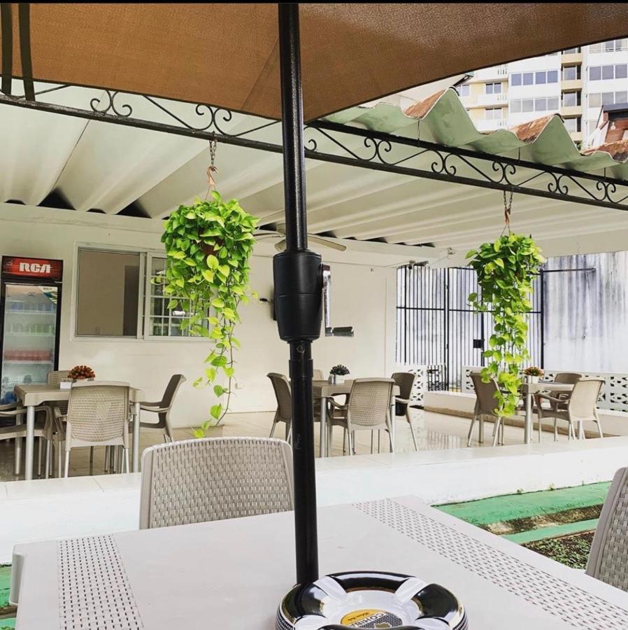 Hostal Familiar Carmencita 파나마시티 외부 사진